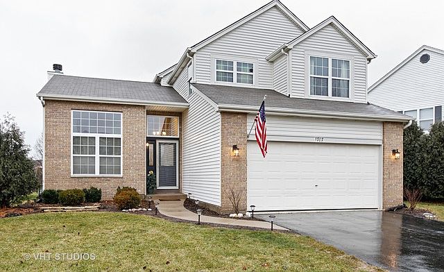 1st image of 1707 Tall Oaks Dr
