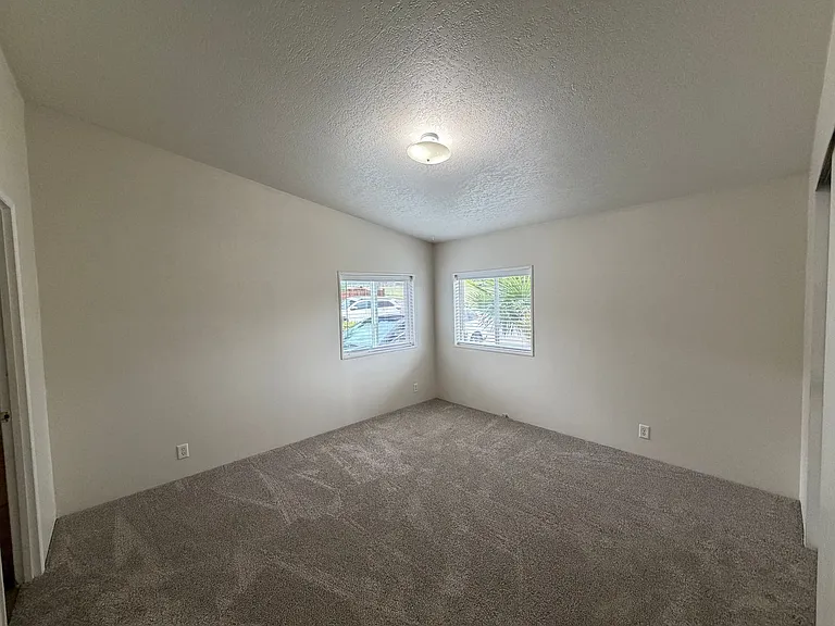 175 S 69th Pl — Photo 11
