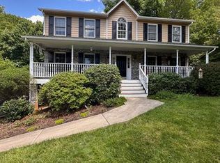 75 Forest Lake Dr, Asheville, NC 28803