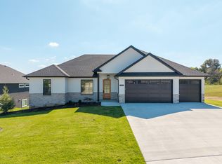 1303 Morning Dove Dr, Columbia, MO 65201