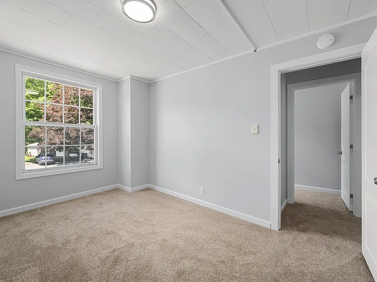 121 Cooper St — Photo 23