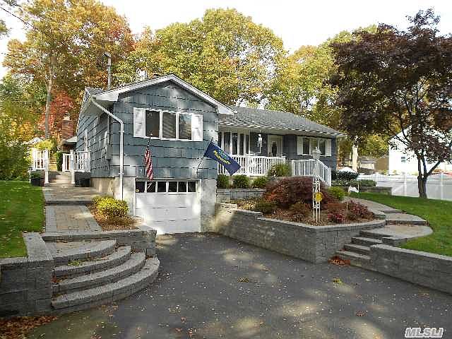1st image of 153 Springdale Dr