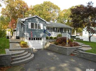 153 Springdale Dr, Ronkonkoma, NY 11779