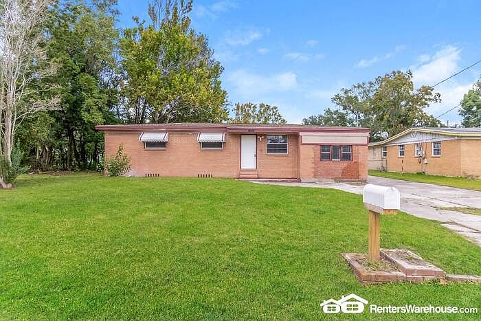 1st image of 5043 Chivalry Dr