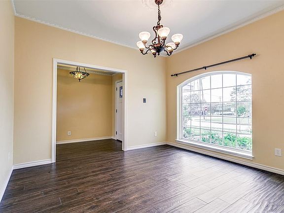 3rd image of 1517 Summertree Ct