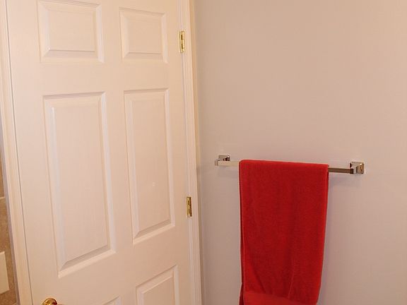 5th image of 355 Blue Stone Hills Dr