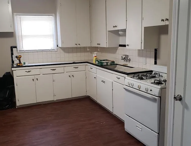 1013 Harrison St — Photo 1