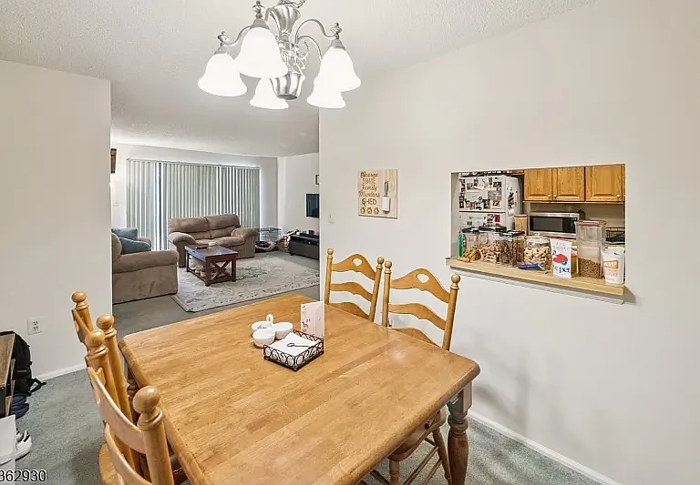 269 English Pl — Photo 15