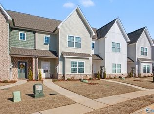 193 Susan Lynn Dr, Hazel Green, AL 35750