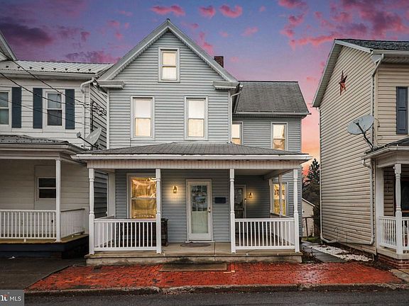 2nd image of 347 Moore St