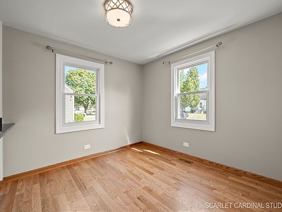 4th image of 510 N Ellsworth Ave