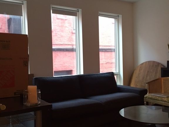 5th image of 49 Montrose Ave #2AB