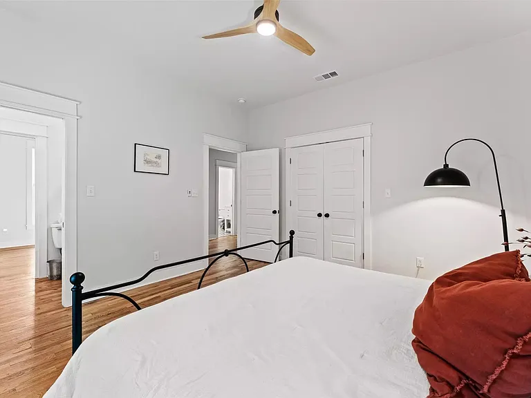 1012 Burnett Ave — Photo 18