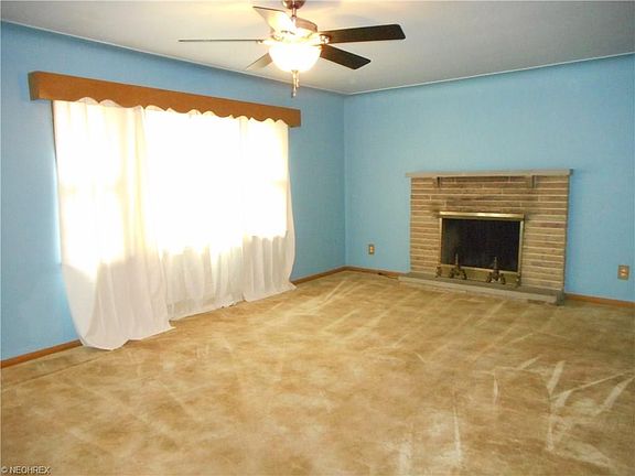3rd image of 2321 Overlook Ave
