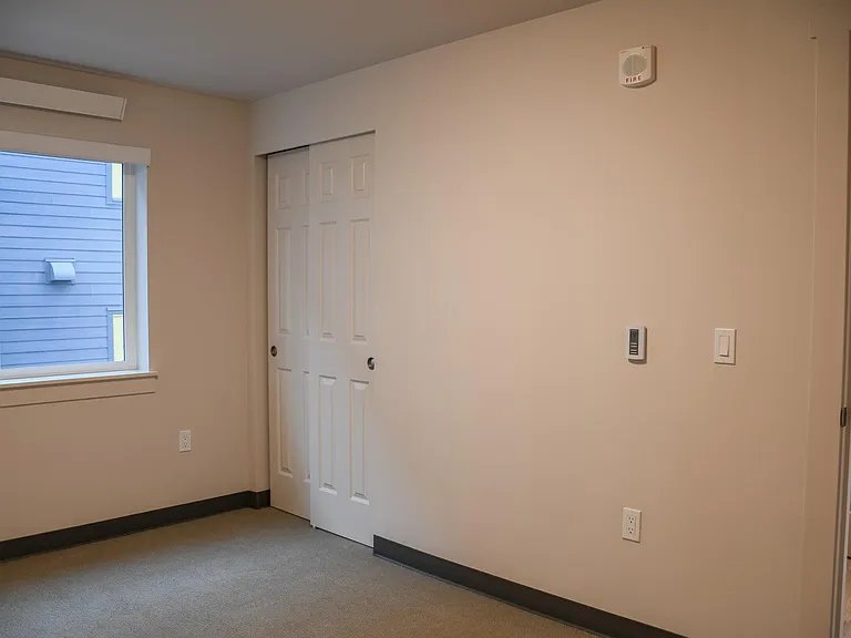 Kirkland Heights Apartments — Photo 56