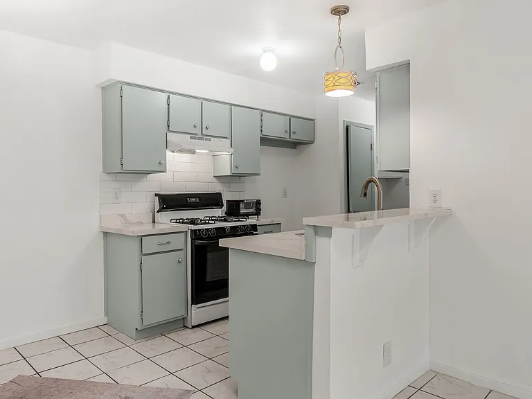 2501 Teri Rd #B — Photo 5
