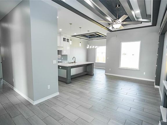 3rd image of 628 Yoli Ln