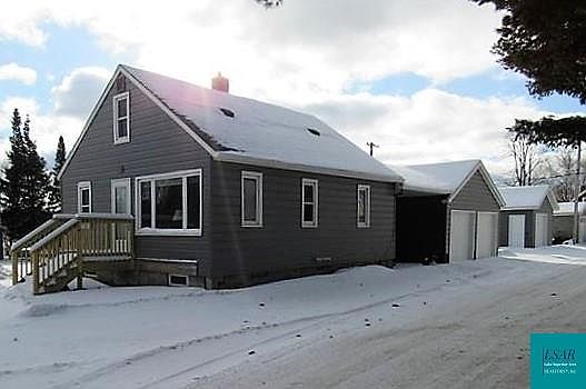 1st image of 119 Dakota Ave W
