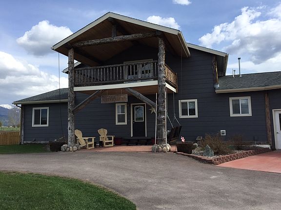 2nd image of 126 Honey Bear Ln