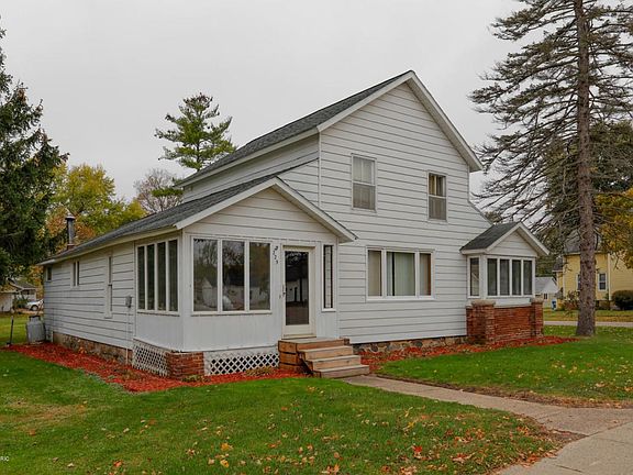 225 Main St-102