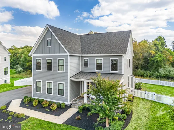 24354 Indian Bean Ct, Aldie, VA 20105