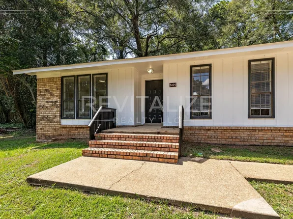 7270 Singing River Ct, Mobile, AL 36695