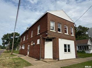 1421 S Livingston St, Peoria, IL 61605