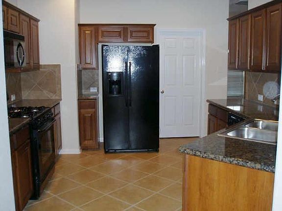 4th image of 8419 Kirksage Dr