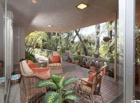 3rd image of 470 Madeline Dr