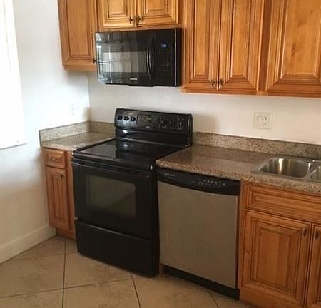 2nd image of 221 NW 177th St APT 102