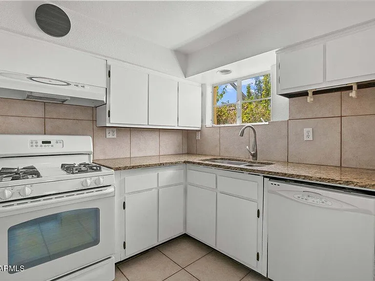 5702 E Camelback Rd #INDIAN — Photo 13