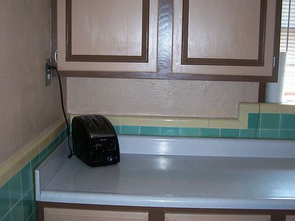 freshly painted kitchen cabinets