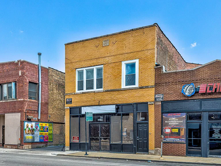 4330 Pulaski — Photo 10