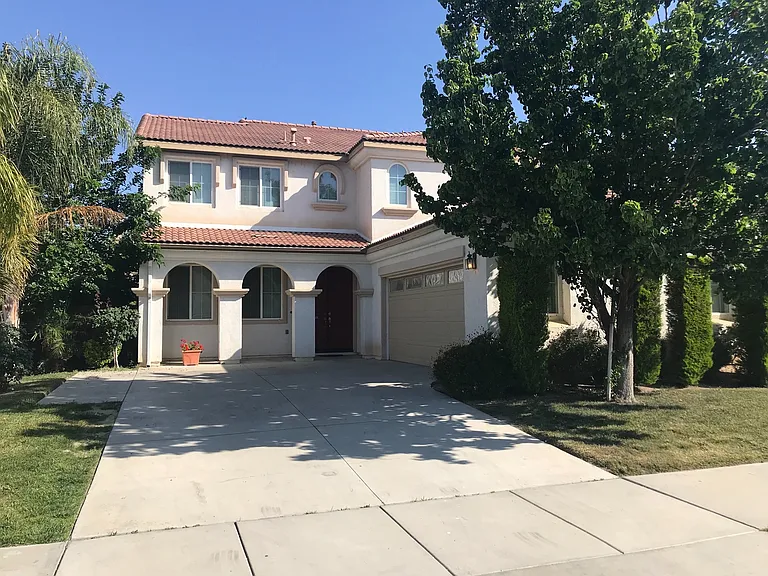 4420 Cloudywing Rd — Photo 1