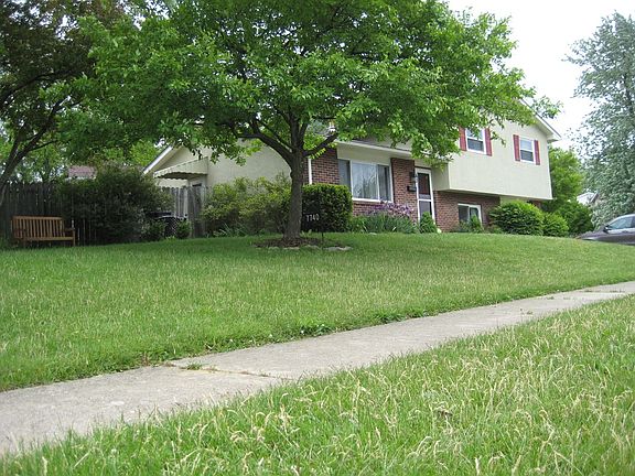 3rd image of 7740 Broadwyn Dr