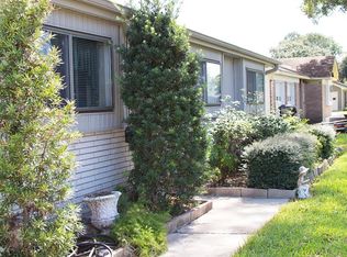 1311 Orange Ave, Nederland, TX 77627