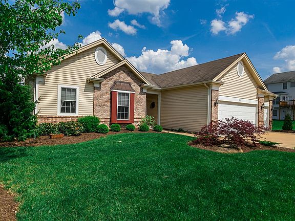 5th image of 1515 Laurel Bluffs Dr