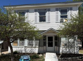 111 E 12th St, Ellis, KS 67637