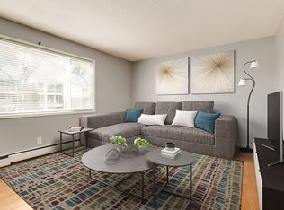 Michael Manor, Edmonton, AB T5G 2B6