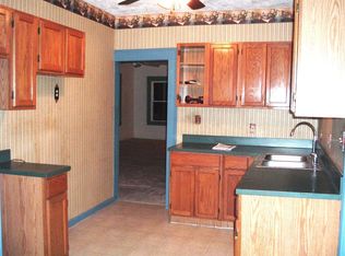 710 Maple St, Grand Ledge, MI 48837