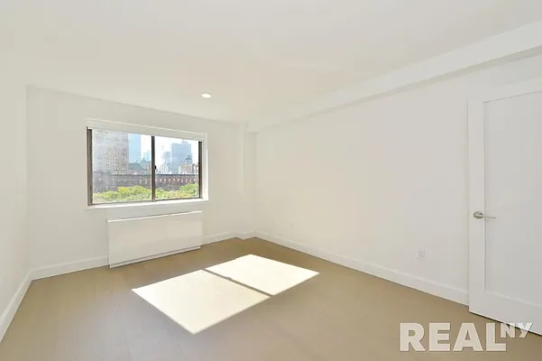 Rented by REAL New York | media 15