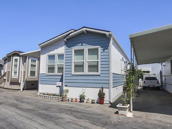 3rd image of 3015 E Bayshore Rd Spc 306