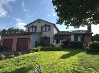 539 Pleasant St, Somerset, MA 02726