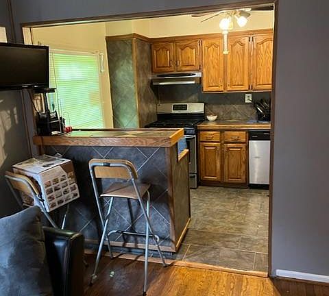 2nd image of 7423 Walker Mill Dr
