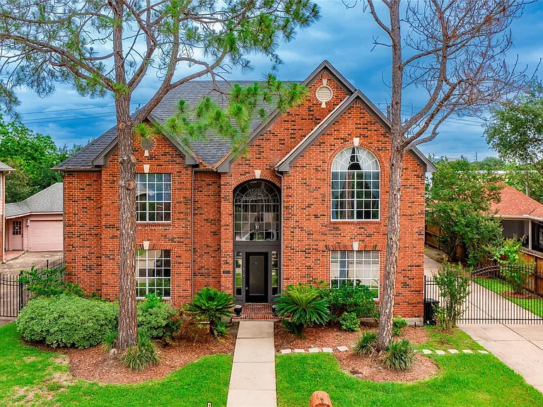 3523 Ashlock Dr — Photo 1