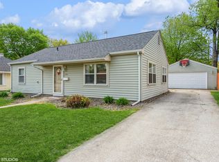 206 Northview Dr, Valparaiso, IN 46383