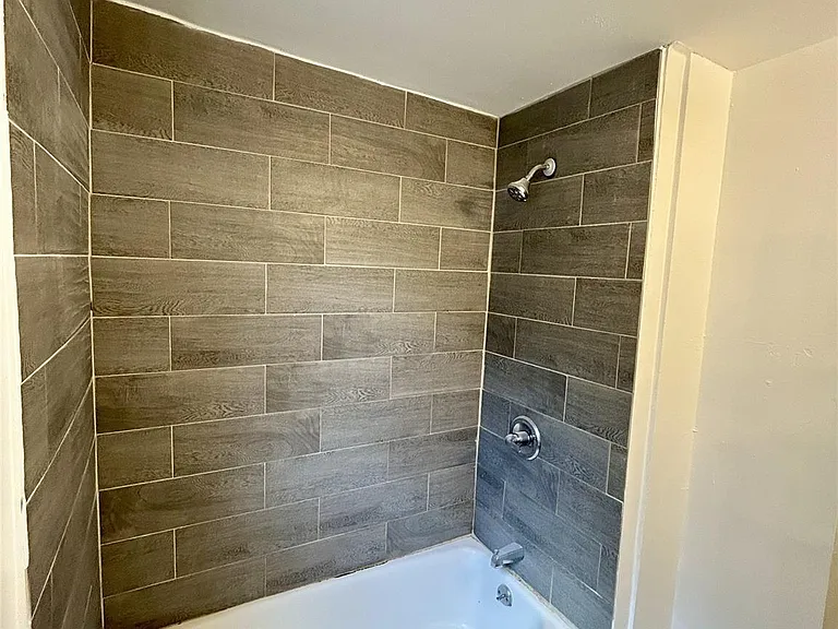 106 Ball St #2 — Photo 6