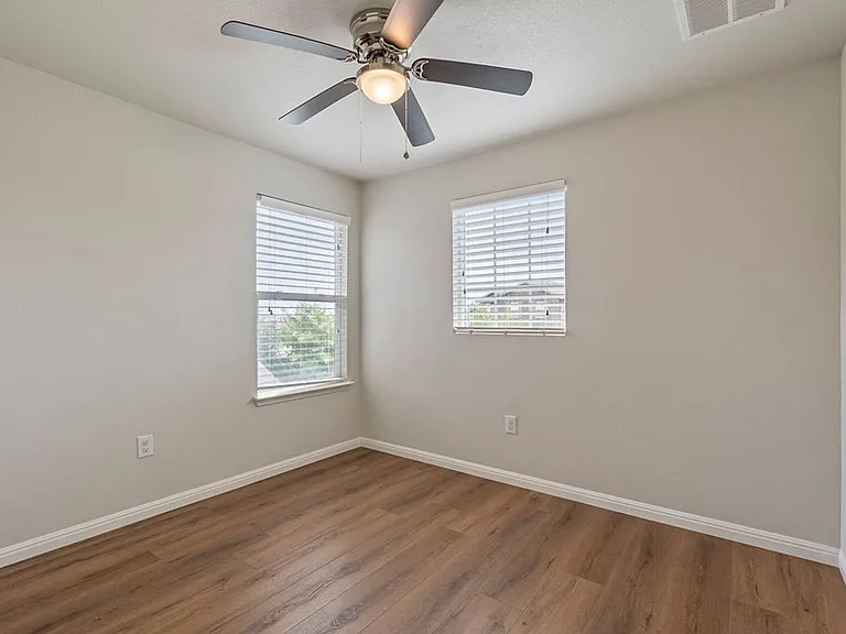 3304 Ortman Dr — Photo 16