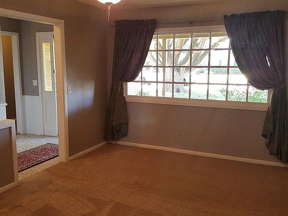 4th image of 6003 Oxford Ave