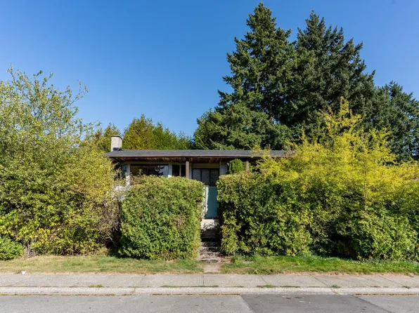 7946 116a St, Delta, BC V4C 5Y4